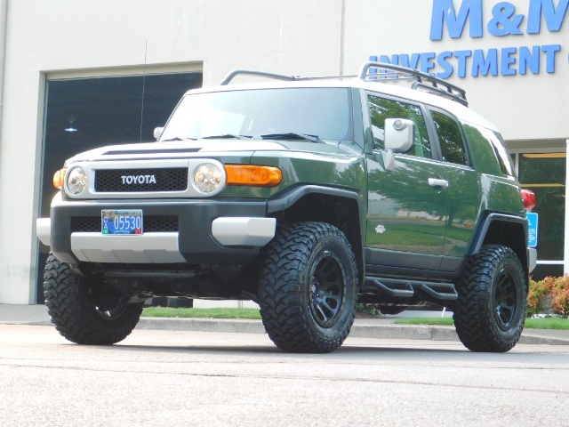 2012 Toyota FJ Cruiser Sport Utility / 4X4 / NEW WHEELS & TIRES / LIFTED   - Photo 43 - Portland, OR 97217