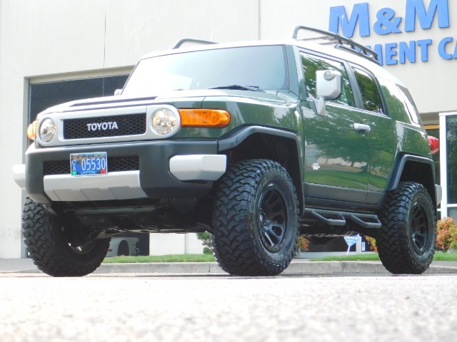 2012 Toyota FJ Cruiser Sport Utility / 4X4 / NEW WHEELS & TIRES / LIFTED   - Photo 44 - Portland, OR 97217