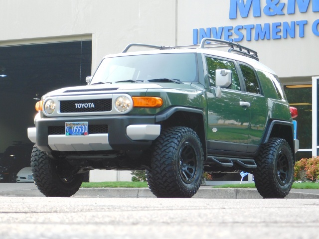 2012 Toyota FJ Cruiser Sport Utility / 4X4 / NEW WHEELS & TIRES / LIFTED   - Photo 39 - Portland, OR 97217