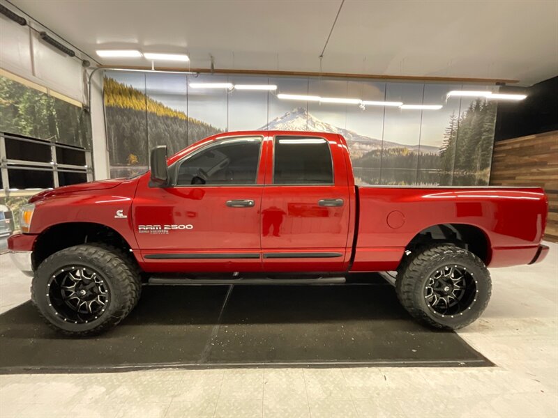 2006 Dodge Ram 2500 SLT 4X4 / 5.9L DIESEL /LIFTED w. NEW WHEELS &TIRES  / LOCAL TRUCK / RUST FREE / LIFTED w. NEW 35 " MUD TIRES & 20 " WHEELS / ONLY 129,000 MILES - Photo 3 - Gladstone, OR 97027