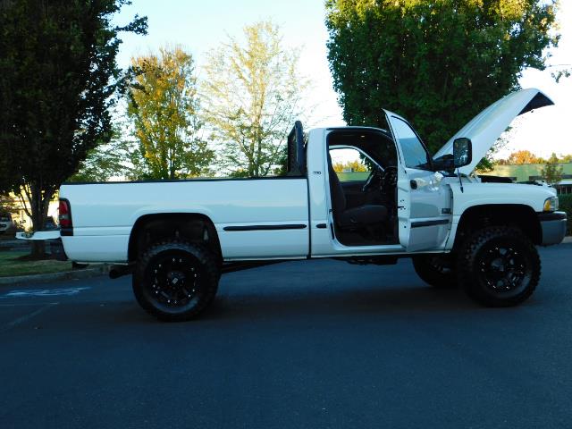 1998 Dodge Ram 2500 4X4 5-SPEED / 5.9 L CUMMINS Diesel / LIFTED !!!   - Photo 21 - Portland, OR 97217