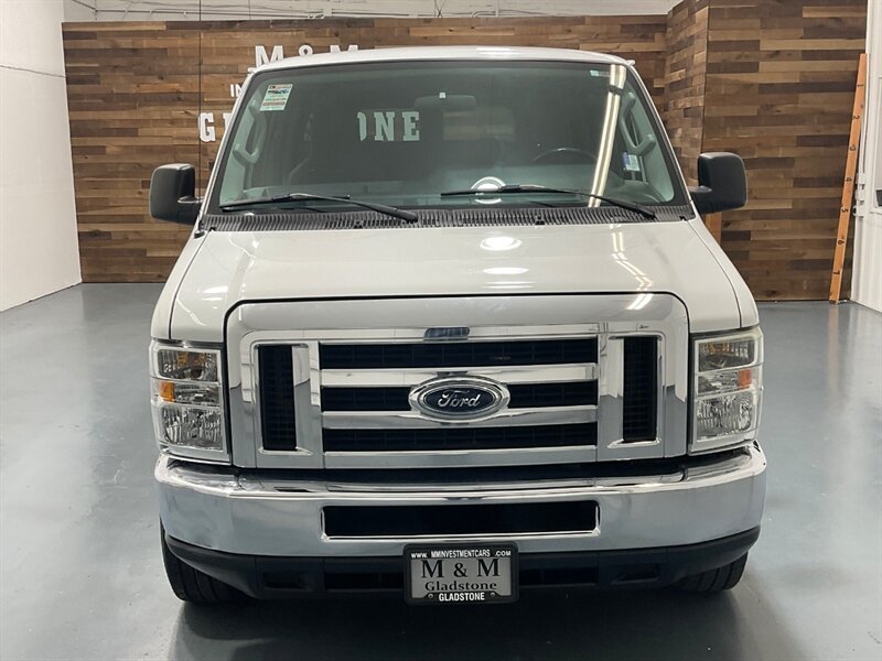 2011 Ford E-Series Van E-350 SD XLT 12-Passenger Van / V8 / 75,000  MILES  / ZERO RUST / BRAND NEW SET OF TIRES - Photo 5 - Gladstone, OR 97027