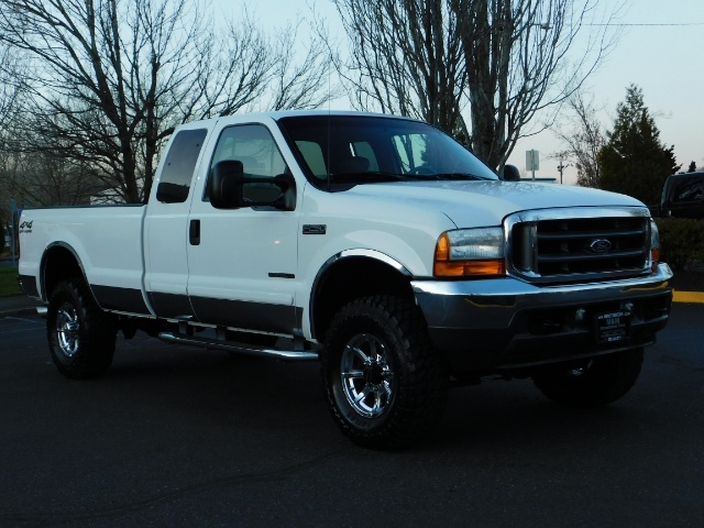 2001 Ford F-250 Super Duty Lariat/ 4X4 / 7.3L DIESEL / 119K MILES