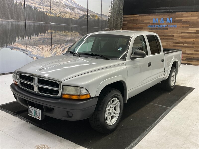 2004 Dodge Dakota SXT Quad Cab 2WD / 3.7L V6 / LOCAL / 85,000 MILES  / RUST FREE / Excel Cond - Photo 1 - Gladstone, OR 97027