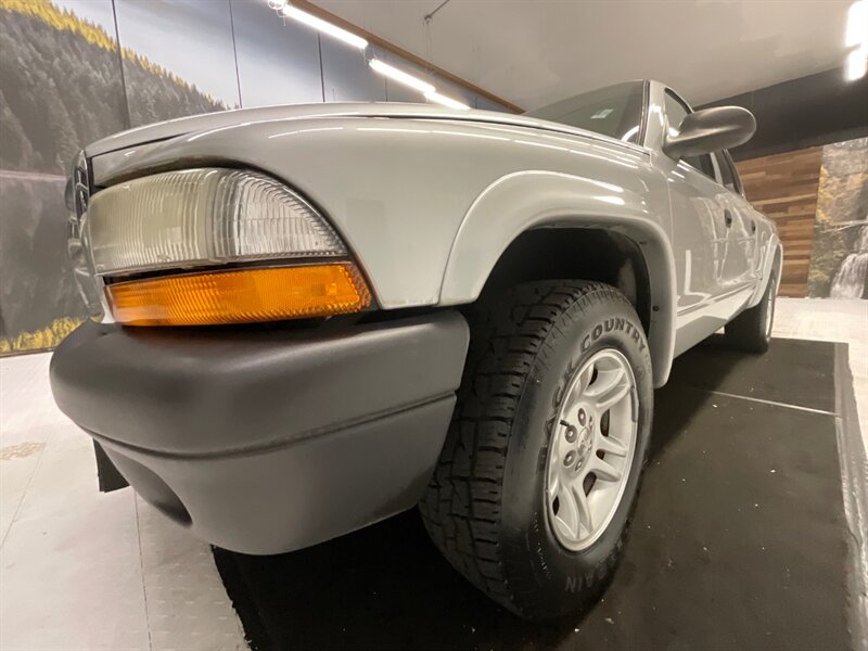 2004 Dodge Dakota SXT Quad Cab 2WD / 3.7L V6 / LOCAL / 85,000 MILES  / RUST FREE / Excel Cond - Photo 9 - Gladstone, OR 97027