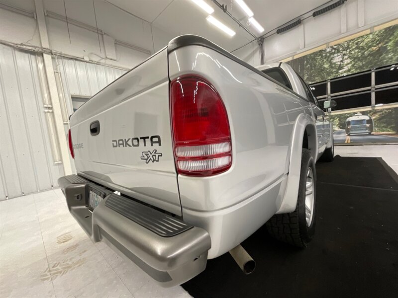 2004 Dodge Dakota SXT Quad Cab 2WD / 3.7L V6 / LOCAL / 85,000 MILES  / RUST FREE / Excel Cond - Photo 10 - Gladstone, OR 97027