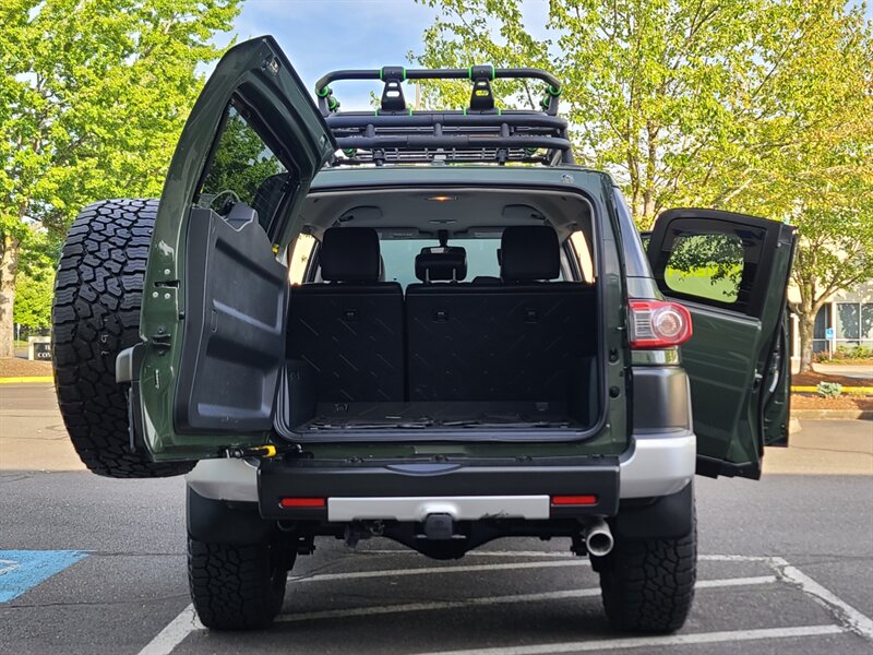 2012 Toyota FJ Cruiser 4X4 / LEATHER / E-LOCKER / XD's / ICON LIFT  / HEATED SEATS / LOW MILES - Photo 22 - Portland, OR 97217