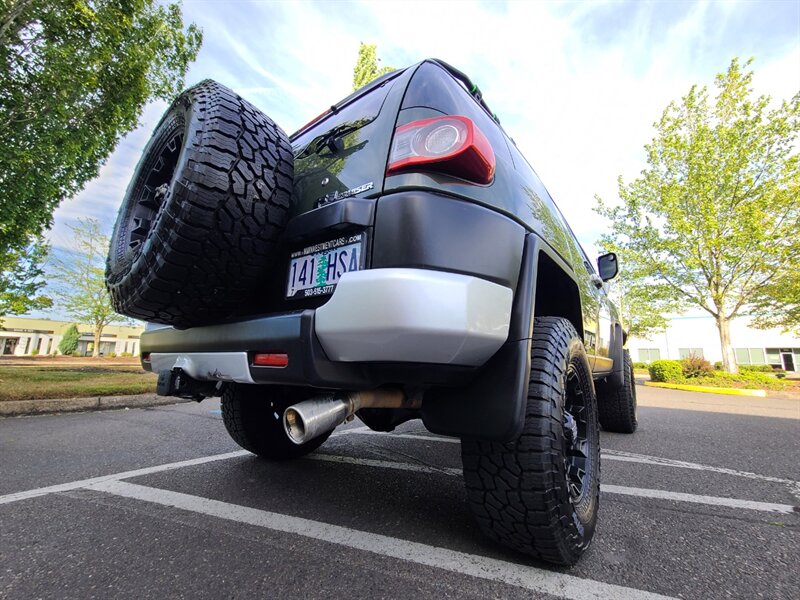 2012 Toyota FJ Cruiser 4X4 / LEATHER / E-LOCKER / XD's / ICON LIFT  / HEATED SEATS / LOW MILES - Photo 12 - Portland, OR 97217