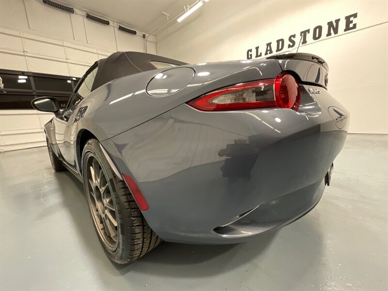 2021 Mazda MX-5 Miata Club Convertible / 6-SPEED MANUAL / 14,000 MILES  / Backup Camera - Photo 52 - Gladstone, OR 97027