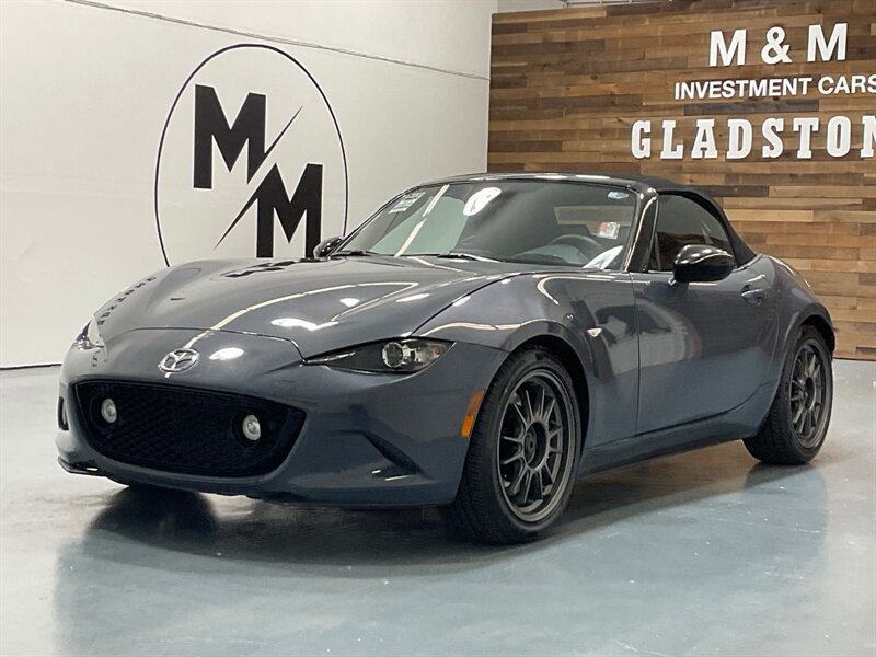 2021 Mazda MX-5 Miata Club Convertible / 6-SPEED MANUAL / 14,000 MILES  / Backup Camera - Photo 25 - Gladstone, OR 97027