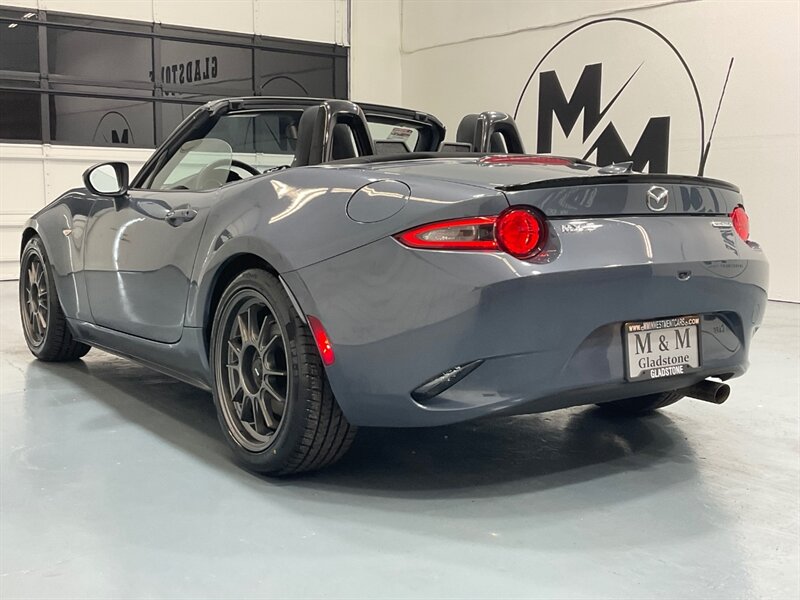 2021 Mazda MX-5 Miata Club Convertible / 6-SPEED MANUAL / 14,000 MILES  / Backup Camera - Photo 47 - Gladstone, OR 97027