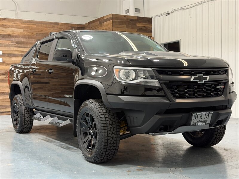 2018 Chevrolet Colorado ZR2 Crew Cab 4X4 3.6L V6 / Premium Pkg / NEW TRES / Leather Heated Seats / Navi & Camera / ZERO RUST - Photo 60 - Gladstone, OR 97027