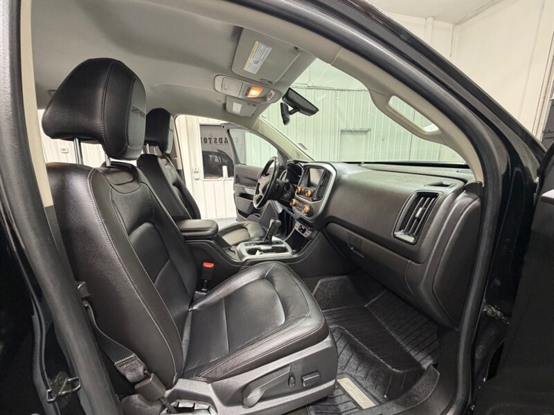 2018 Chevrolet Colorado ZR2 Crew Cab 4X4 3.6L V6 / Premium Pkg / NEW TRES / Leather Heated Seats / Navi & Camera / ZERO RUST - Photo 15 - Gladstone, OR 97027