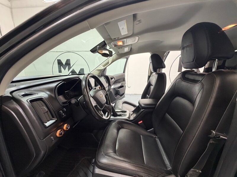 2018 Chevrolet Colorado ZR2 Crew Cab 4X4 3.6L V6 / Premium Pkg / NEW TRES / Leather Heated Seats / Navi & Camera / ZERO RUST - Photo 13 - Gladstone, OR 97027