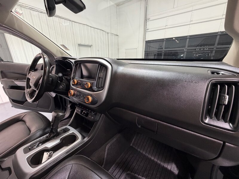 2018 Chevrolet Colorado ZR2 Crew Cab 4X4 3.6L V6 / Premium Pkg / NEW TRES / Leather Heated Seats / Navi & Camera / ZERO RUST - Photo 39 - Gladstone, OR 97027