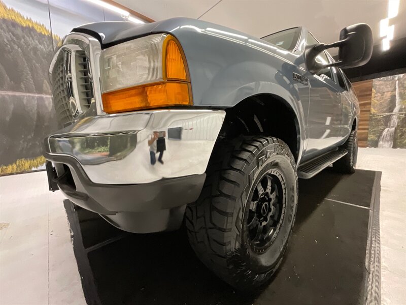 2001 Ford Excursion XLT SUV 4X4 / 7.3L DIESEL / LIFTED / 158,000 MILES  / LOCAL SUV / RUST FREE / LIFTED w. 35 " TOYO OPEN COUNTRY / 3RD ROW SEAT / Excel Cond - Photo 9 - Gladstone, OR 97027