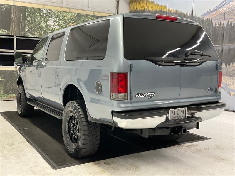 2001 Ford Excursion XLT SUV 4X4 / 7.3L DIESEL / LIFTED / 158,000 MILES  / LOCAL SUV / RUST FREE / LIFTED w. 35 " TOYO OPEN COUNTRY / 3RD ROW SEAT / Excel Cond - Photo 7 - Gladstone, OR 97027