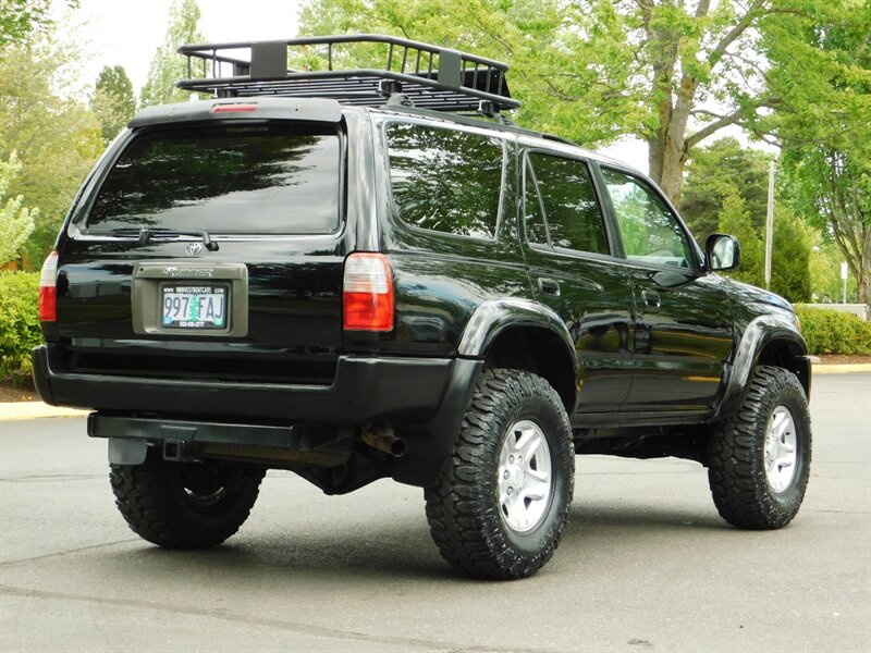 2000 Toyota 4Runner SR5 4X4 V6 3.4L / NEW MUD TIRES / NEW LIFT   - Photo 8 - Portland, OR 97217