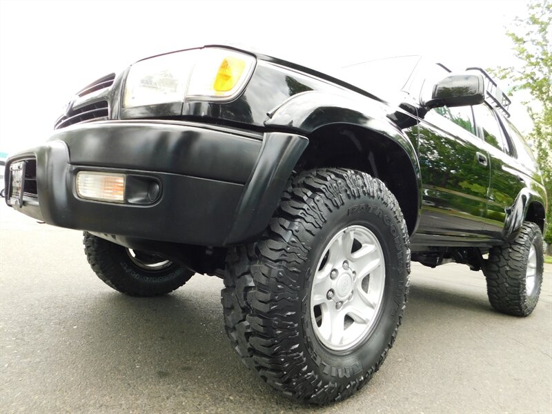 2000 Toyota 4Runner SR5 4X4 V6 3.4L / NEW MUD TIRES / NEW LIFT   - Photo 9 - Portland, OR 97217