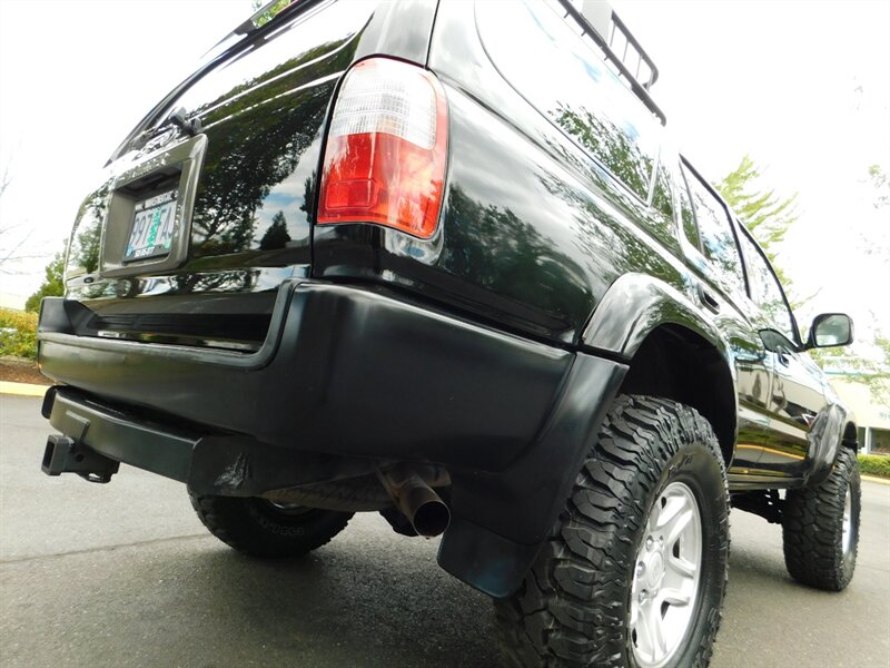 2000 Toyota 4Runner SR5 4X4 V6 3.4L / NEW MUD TIRES / NEW LIFT   - Photo 12 - Portland, OR 97217