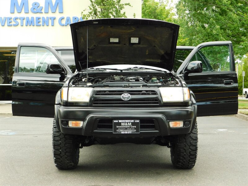 2000 Toyota 4Runner SR5 4X4 V6 3.4L / NEW MUD TIRES / NEW LIFT   - Photo 30 - Portland, OR 97217