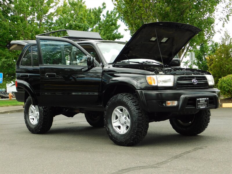 2000 Toyota 4Runner SR5 4X4 V6 3.4L / NEW MUD TIRES / NEW LIFT   - Photo 29 - Portland, OR 97217