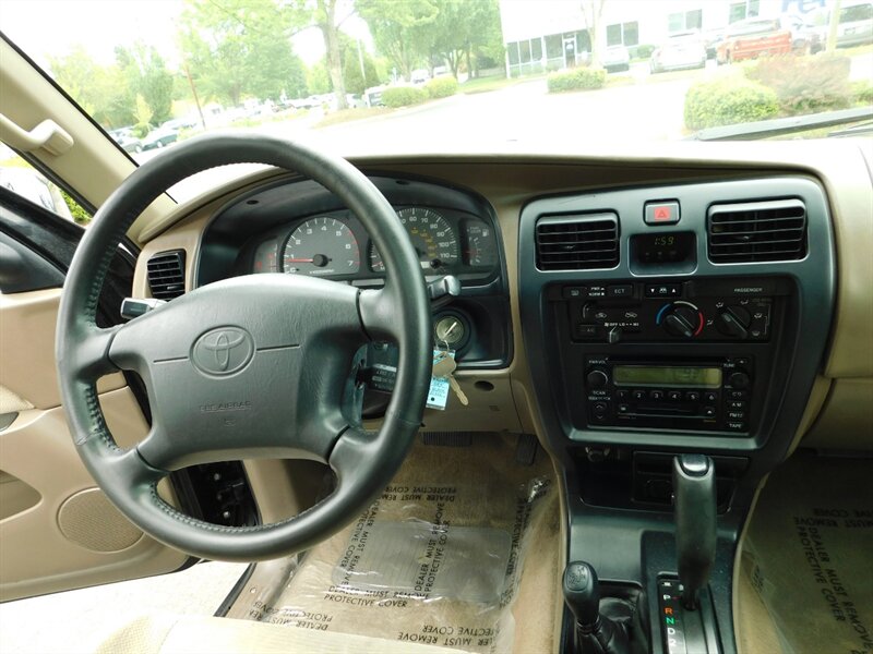 2000 Toyota 4Runner SR5 4X4 V6 3.4L / NEW MUD TIRES / NEW LIFT   - Photo 19 - Portland, OR 97217