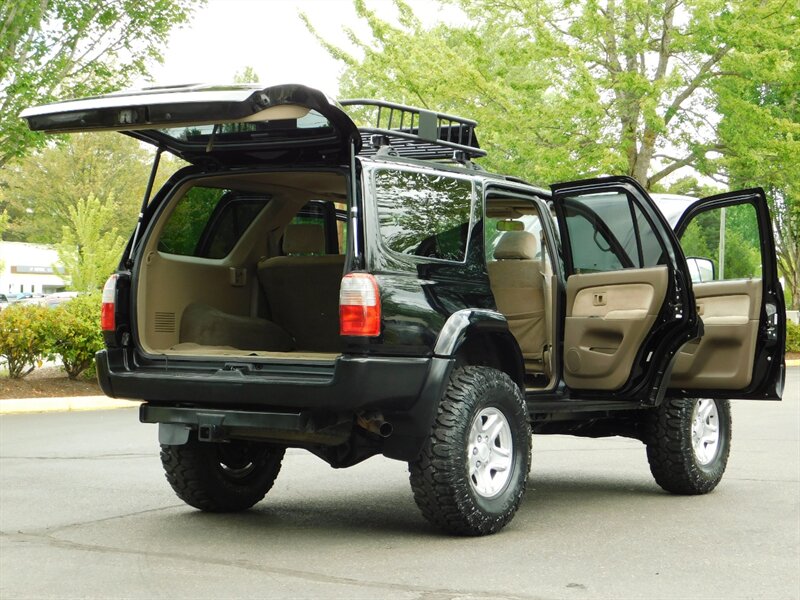 2000 Toyota 4Runner SR5 4X4 V6 3.4L / NEW MUD TIRES / NEW LIFT   - Photo 28 - Portland, OR 97217