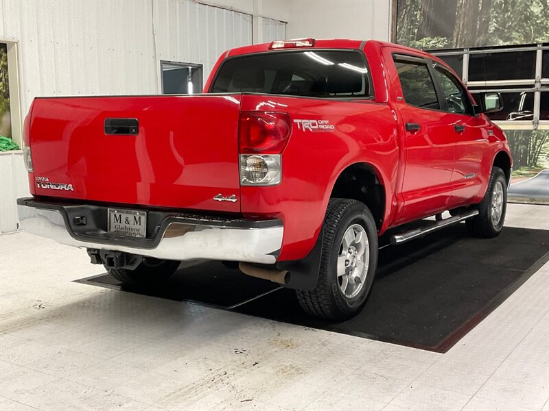 2007 Toyota Tundra SR5 TRD OFF ROAD / CREW MAX / 4X4 / SUNROOF  /LOCAL TRUCK / RUST FREE / 5.7L V8 / SHARP & CLEAN !! - Photo 8 - Gladstone, OR 97027