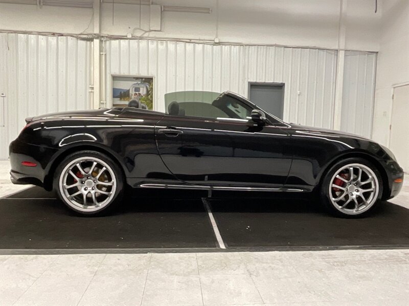 2003 Lexus SC 430 Convertible / Navi & Camera / TIMING BELT DONE  / Leather Seats / MARK Levinson Sound / 149,000 MILES - Photo 10 - Gladstone, OR 97027