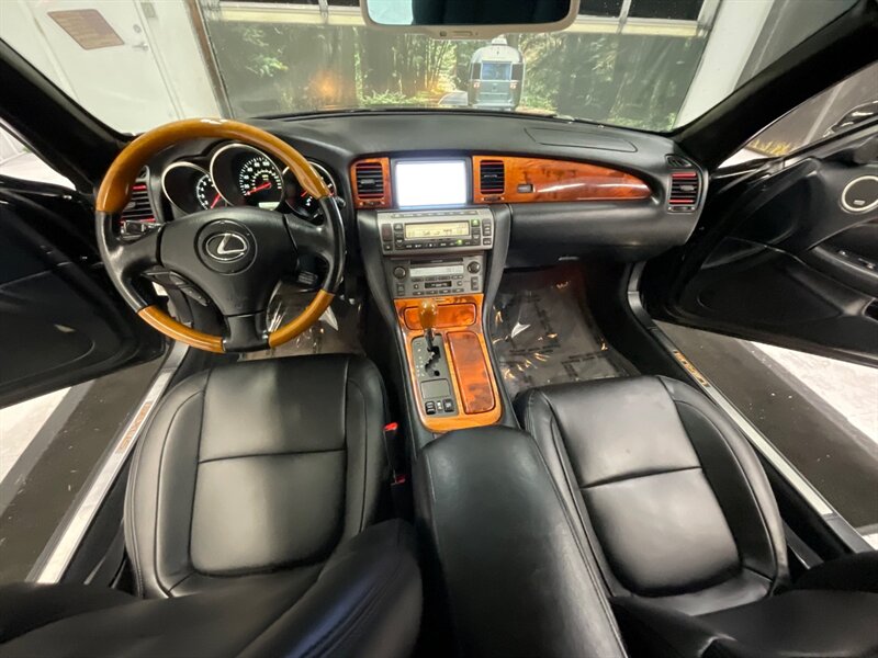 2003 Lexus SC 430 Convertible / Navi & Camera / TIMING BELT DONE  / Leather Seats / MARK Levinson Sound / 149,000 MILES - Photo 18 - Gladstone, OR 97027