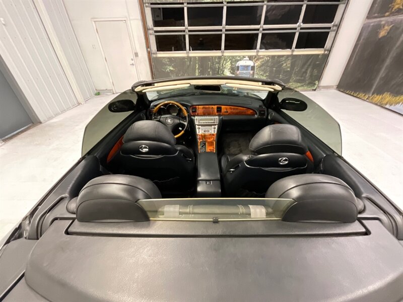 2003 Lexus SC 430 Convertible / Navi & Camera / TIMING BELT DONE  / Leather Seats / MARK Levinson Sound / 149,000 MILES - Photo 11 - Gladstone, OR 97027