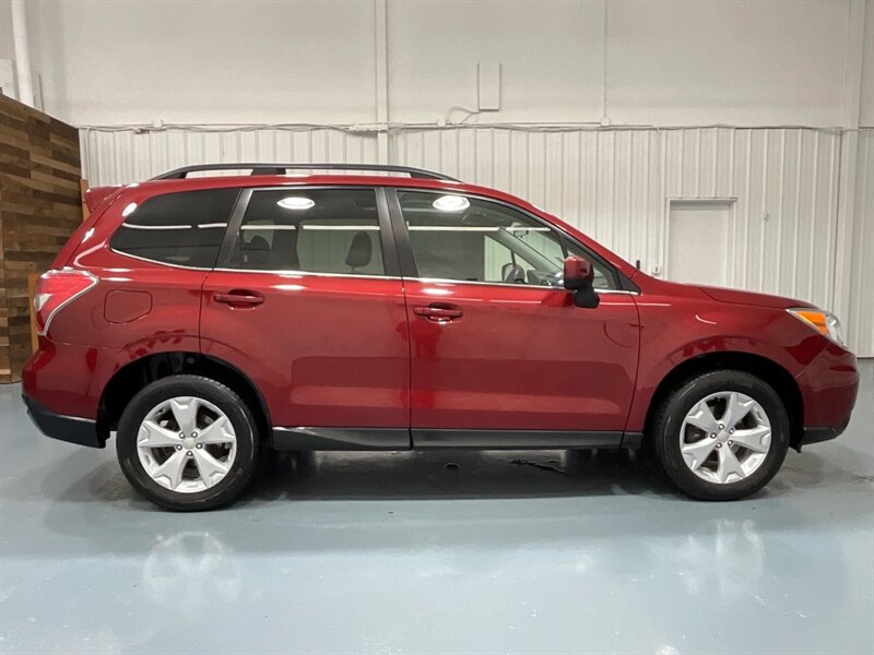 2016 Subaru Forester 2.5i Limited Sport Utility AWD / Leather Sunroof  / FULLY LOADED - Photo 4 - Gladstone, OR 97027