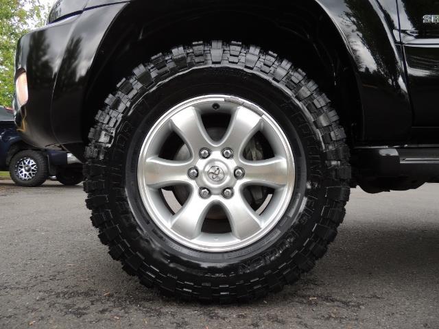 2003 Toyota 4Runner SR5 V6 / 4X4 / DIFF LOCK / LIFTED   - Photo 23 - Portland, OR 97217