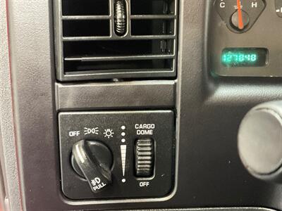 2004 Dodge Dakota Sport Plus 4X4 /4.7L V8 / 1-OWNER LOCAL  / ZERO RUST - Photo 17 - Gladstone, OR 97027