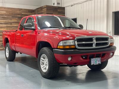 2004 Dodge Dakota Sport Plus 4X4 /4.7L V8 / 1-OWNER LOCAL  / ZERO RUST - Photo 2 - Gladstone, OR 97027