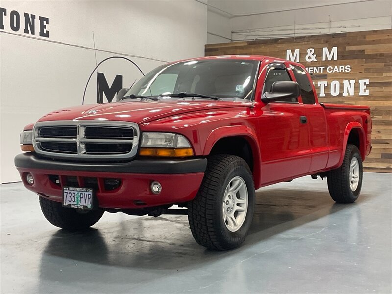 Flame Red Clearcoat 2004 Dodge Dakota Sport Plus Club Cab 4WD Pickup Truck Four-Wheel Drive Automatic
