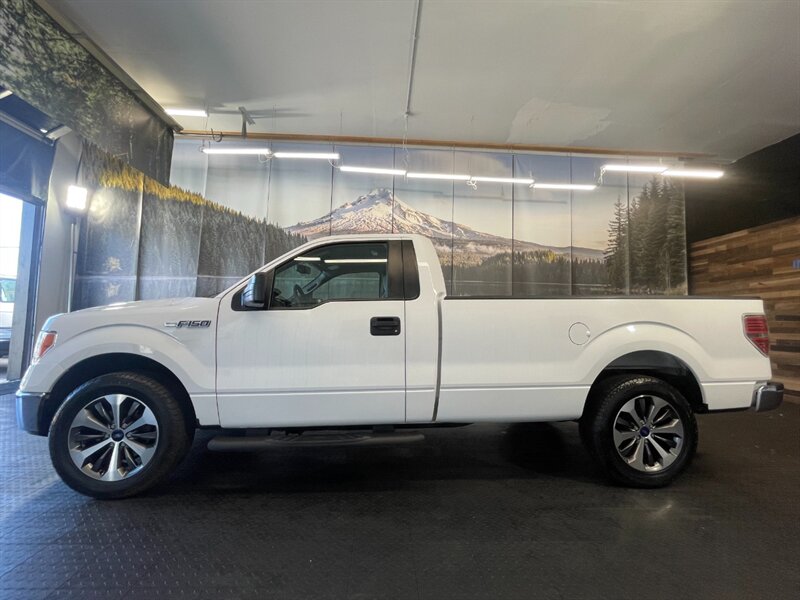 2014 Ford F-150 Regular Cab 2WD / 5.0L V8 / Backup Cam/31,000 MILE   - Photo 3 - Gladstone, OR 97027