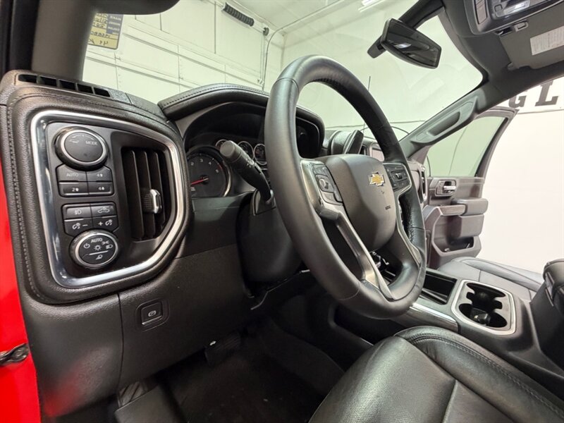 2020 Chevrolet Silverado 3500 LTZ 4X4 / 6.6L DURAMAX / Z71 / 1-OWNER / 41K Mile / BACKUP / NAV / LOCAL RUST FREE - Photo 28 - Gladstone, OR 97027