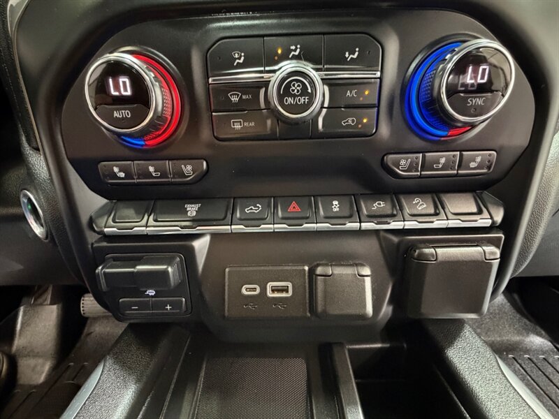 2020 Chevrolet Silverado 3500 LTZ 4X4 / 6.6L DURAMAX / Z71 / 1-OWNER / 41K Mile / BACKUP / NAV / LOCAL RUST FREE - Photo 22 - Gladstone, OR 97027