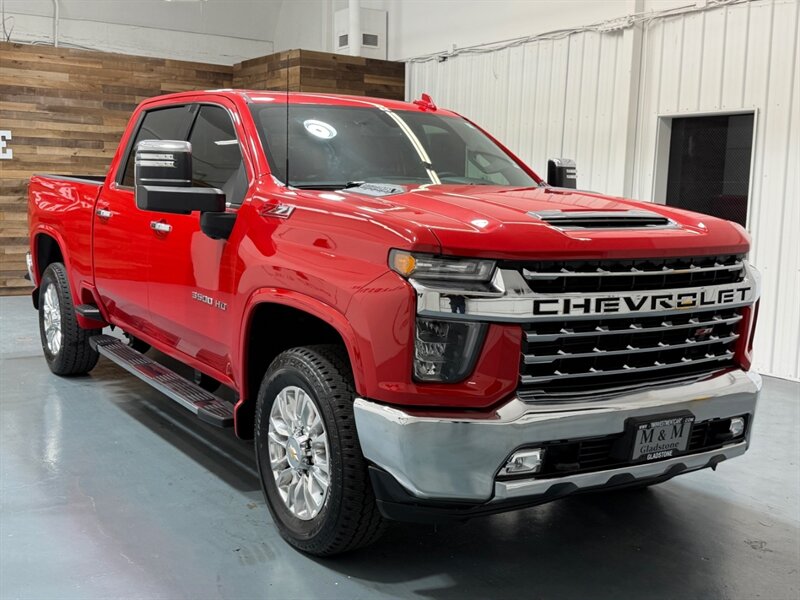 2020 Chevrolet Silverado 3500 LTZ 4X4 / 6.6L DURAMAX / Z71 / 1-OWNER / 41K Mile / BACKUP / NAV / LOCAL RUST FREE - Photo 2 - Gladstone, OR 97027