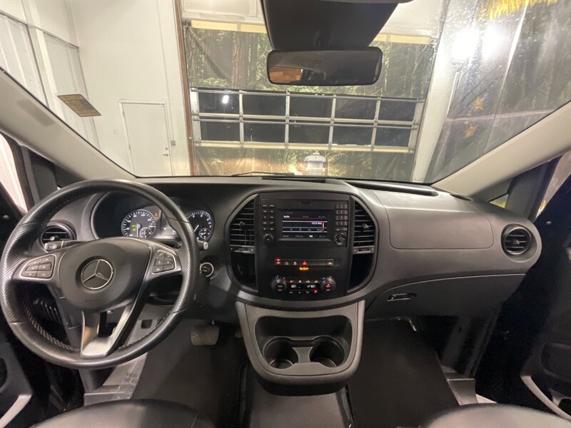 2018 Mercedes-Benz Metris Passenger Van 7-Pass   - Photo 32 - Gladstone, OR 97027