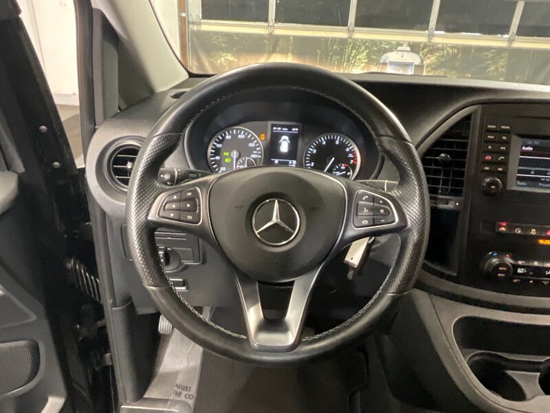 2018 Mercedes-Benz Metris Passenger Van 7-Pass   - Photo 29 - Gladstone, OR 97027