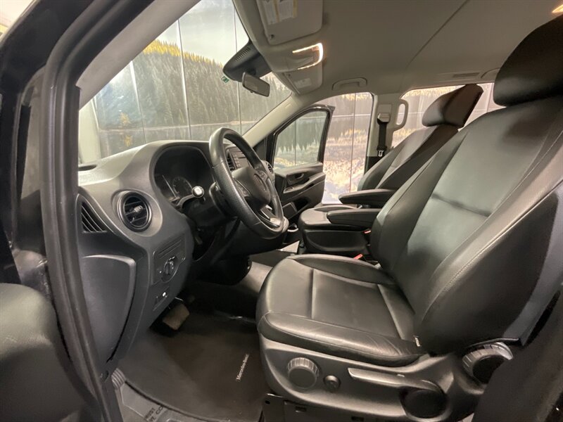 2018 Mercedes-Benz Metris Passenger Van 7-Pass   - Photo 14 - Gladstone, OR 97027