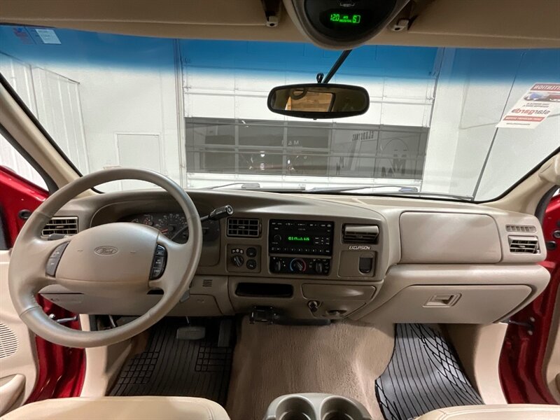 2001 Ford Excursion Limited 4X4 / 7.3L DIESEL / ZERO RUST / NEW TIRES  / 3RD ROW SEAT / NO MODIFICATION / 159K MILES - Photo 41 - Gladstone, OR 97027