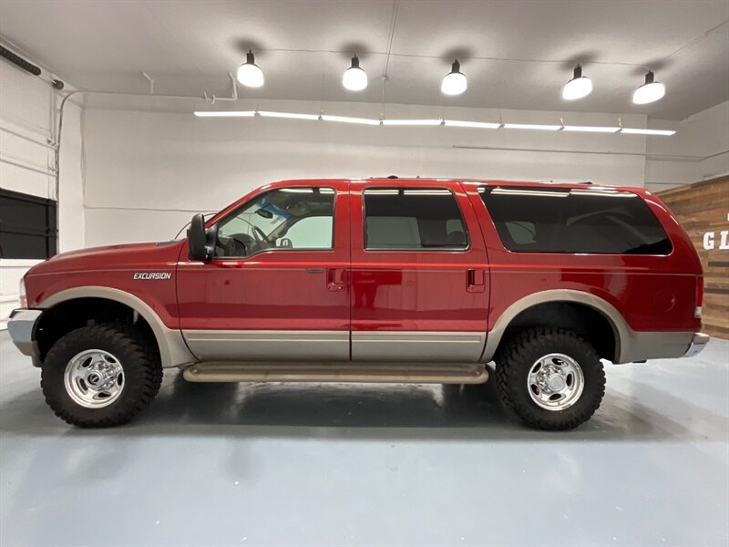 2001 Ford Excursion Limited 4X4 / 7.3L DIESEL / ZERO RUST / NEW TIRES  / 3RD ROW SEAT / NO MODIFICATION / 159K MILES - Photo 3 - Gladstone, OR 97027
