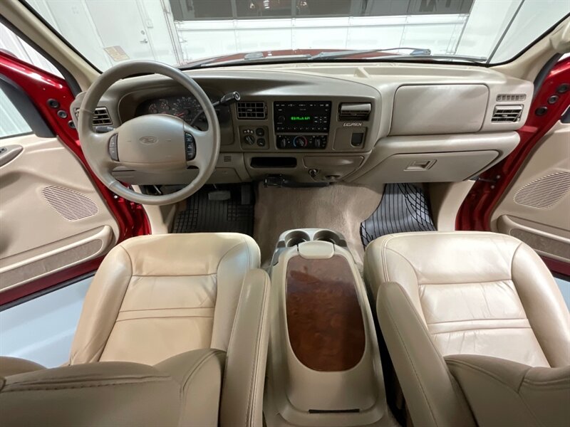 2001 Ford Excursion Limited 4X4 / 7.3L DIESEL / ZERO RUST / NEW TIRES  / 3RD ROW SEAT / NO MODIFICATION / 159K MILES - Photo 15 - Gladstone, OR 97027