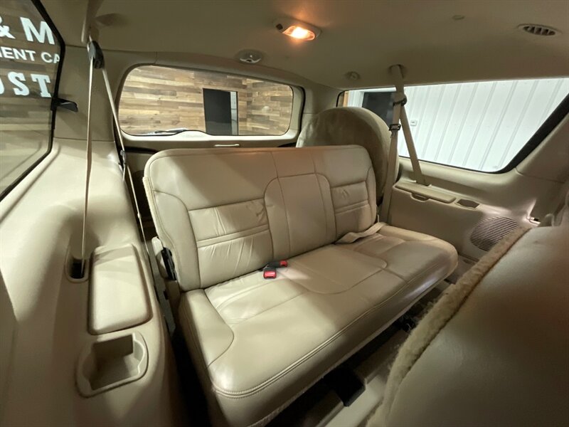 2001 Ford Excursion Limited 4X4 / 7.3L DIESEL / ZERO RUST / NEW TIRES  / 3RD ROW SEAT / NO MODIFICATION / 159K MILES - Photo 35 - Gladstone, OR 97027