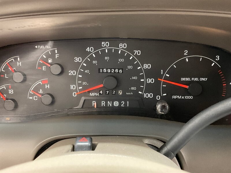 2001 Ford Excursion Limited 4X4 / 7.3L DIESEL / ZERO RUST / NEW TIRES  / 3RD ROW SEAT / NO MODIFICATION / 159K MILES - Photo 49 - Gladstone, OR 97027