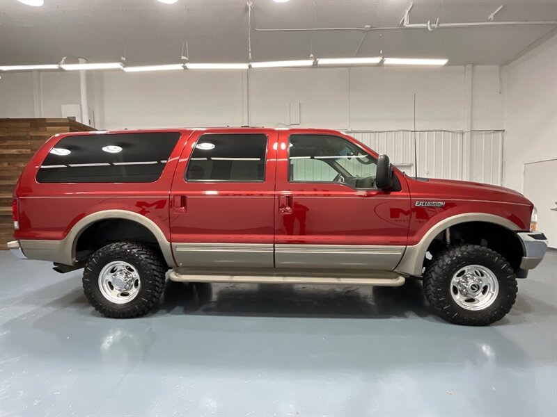 2001 Ford Excursion Limited 4X4 / 7.3L DIESEL / ZERO RUST / NEW TIRES  / 3RD ROW SEAT / NO MODIFICATION / 159K MILES - Photo 4 - Gladstone, OR 97027